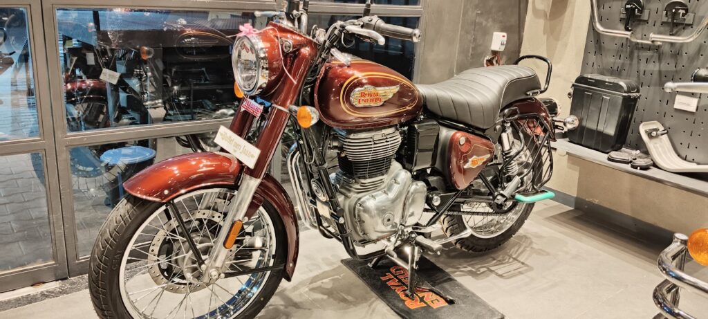 Royal Enfield Showroom in Ghaziabad